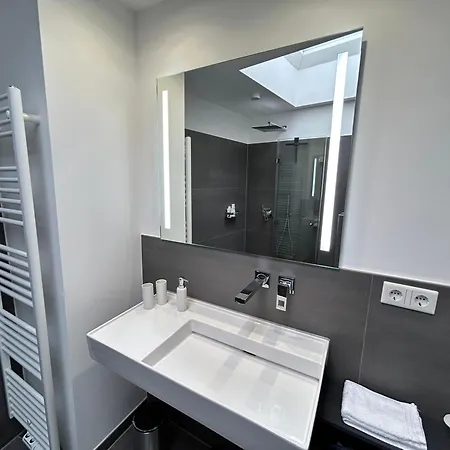 Silk House - Designerwohnung Nahe Duesseldorf クレーフェルト