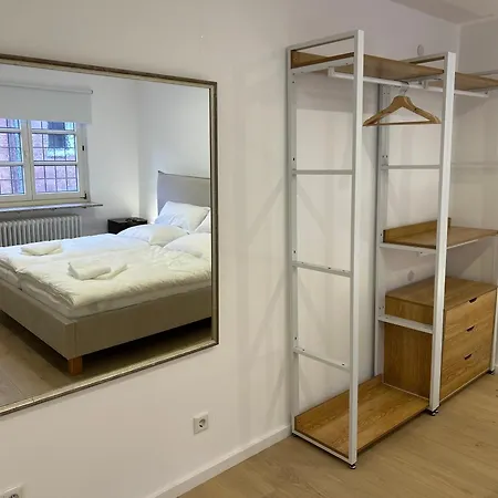 Silk House - Designerwohnung Nahe Duesseldorf *